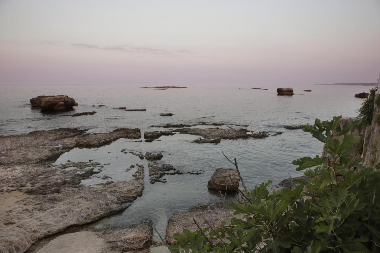 Le Bain Suite - Accanto Al Mare Vicinissima A Ortigia E Al Teatro Syrakus Exterior foto