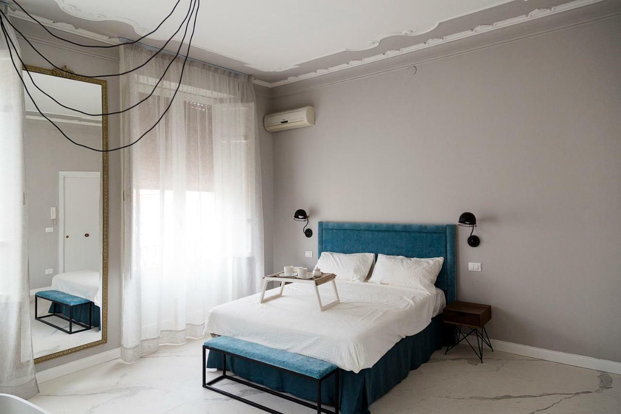 Le Bain Suite - Accanto Al Mare Vicinissima A Ortigia E Al Teatro Syrakus Exterior foto