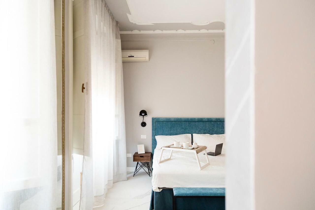 Le Bain Suite - Accanto Al Mare Vicinissima A Ortigia E Al Teatro Syrakus Exterior foto